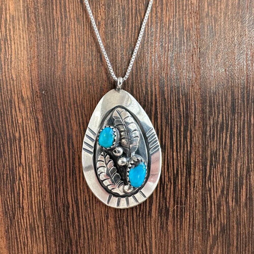 1970s Native American Navajo Turquoise Pendant Necklace, Sterling Silver Leaf - Picture 8 of 8